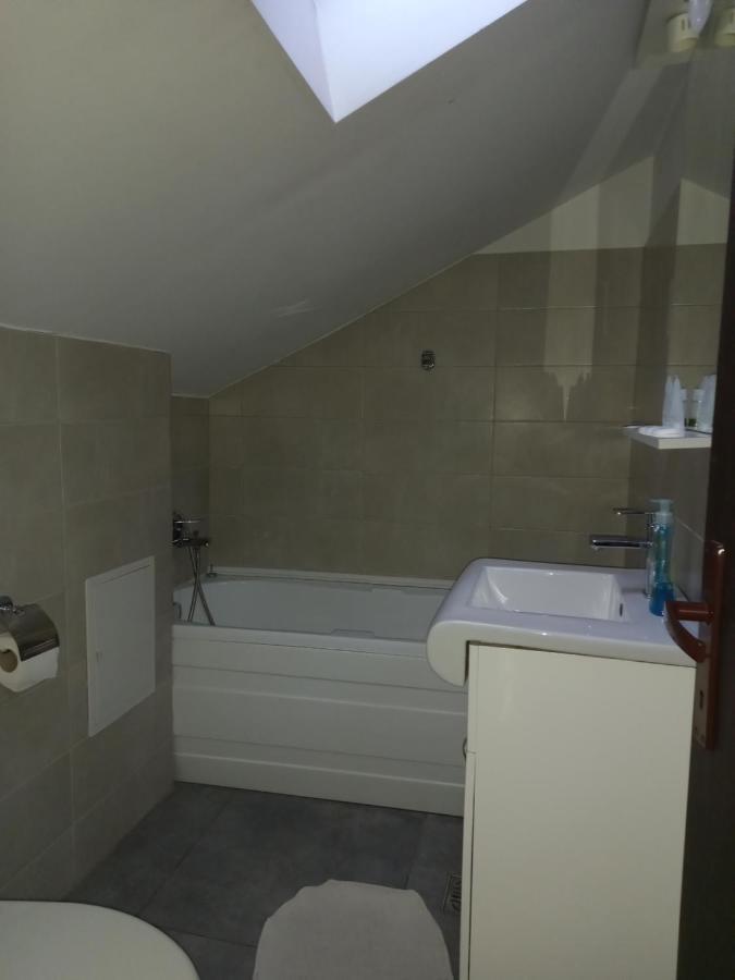 Zorba Guest house