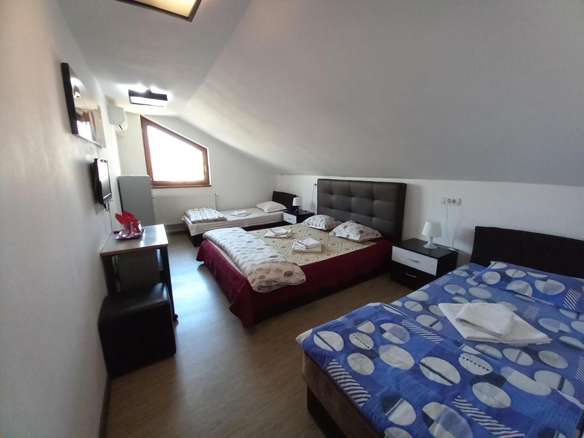 Zorba 3* Bucharest