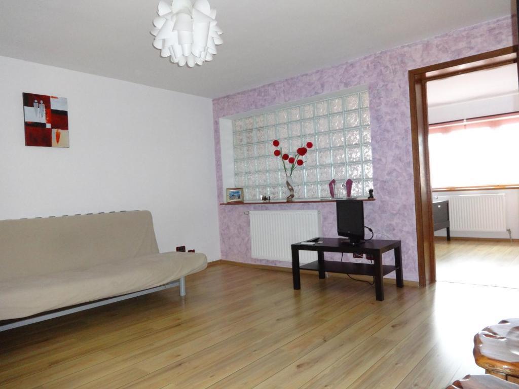 Zorba 3* Bucharest